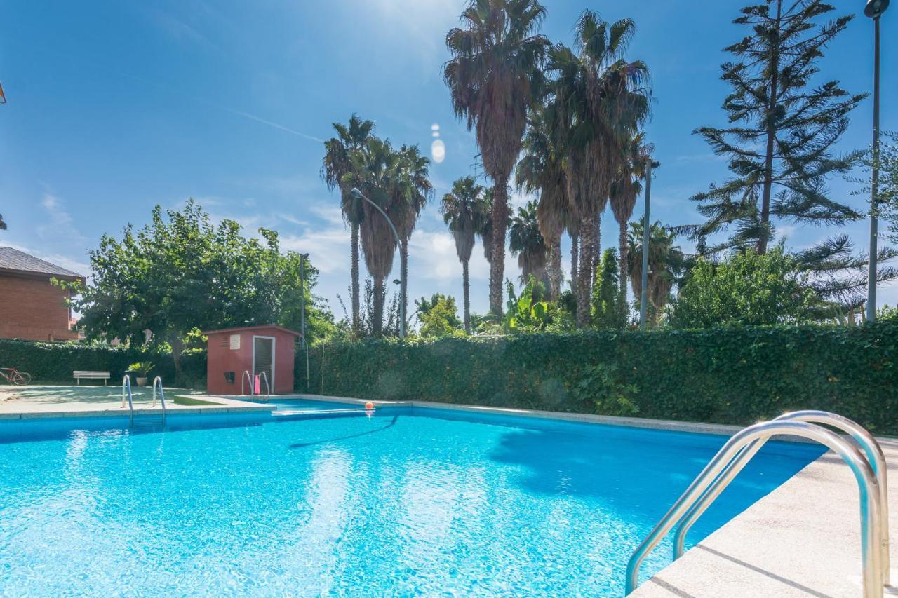 Homeholidaysrentals Amaral Pineda De Mar Exterior foto