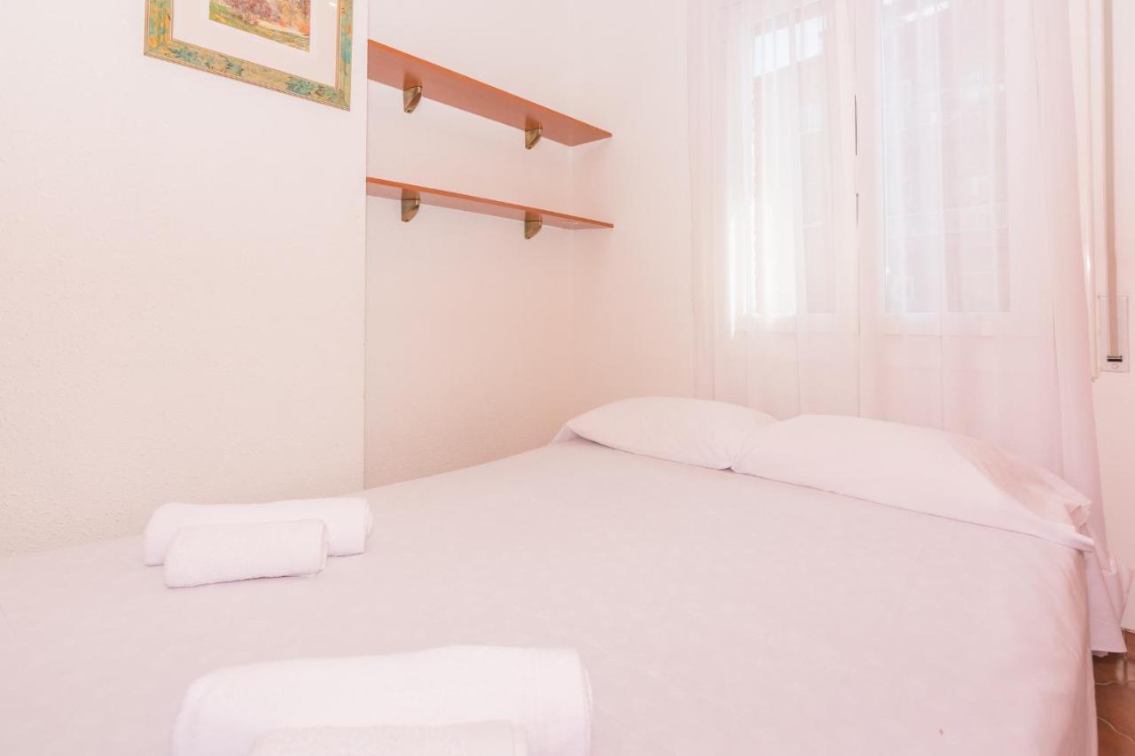 Homeholidaysrentals Amaral Pineda De Mar Exterior foto