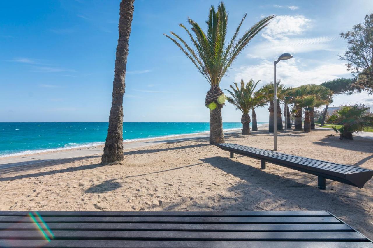 Homeholidaysrentals Amaral Pineda De Mar Exterior foto